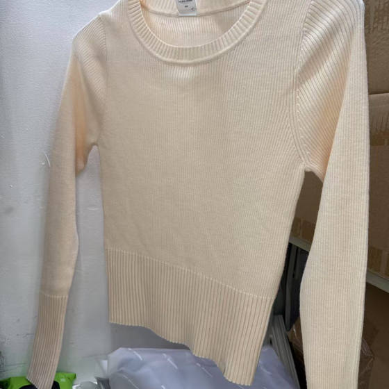 
Jiaojia Spring and Autumn New Knit Sweater for Women with Low Round Neck Inner Slim Sweater All-match Thin Casual Base Shirt
