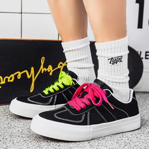 
Men's shoes, trendy shoes, autumn and winter low-top canvas shoes, men's ins Internet celebrity mandarin duck shoes, black skateboard shoes, versatile moral training shoes