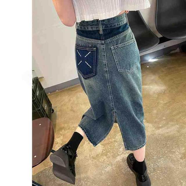 
Retro slit denim skirt for women in summer thin 2024 new high-waisted small A-line hip-pack midi skirt