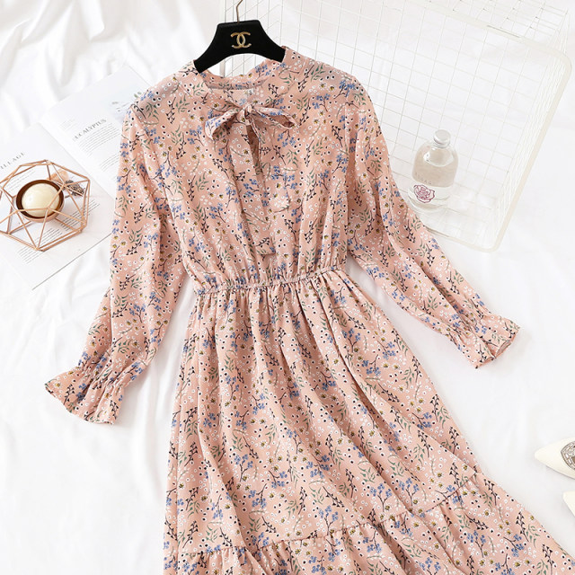 Long-sleeved floral dress for women in spring and autumn 2024 new chiffon skirt retro fresh base long skirt winter