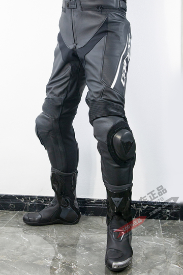 Dainese Delta 3 レザーバイクパンツ - メンズ レーシング/ツーリング 