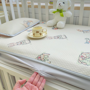 
Class A mother and baby grade summer children's ice silk cool mattress cover for baby splicing bed cool ice silk Doudou mattress cover