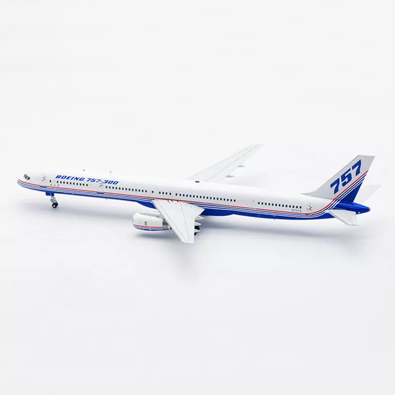 J-AIR E170模型　1/200模型 Amazon.com: JC Wings J-Air EMBRAER E170-100STD JA220J 1/200