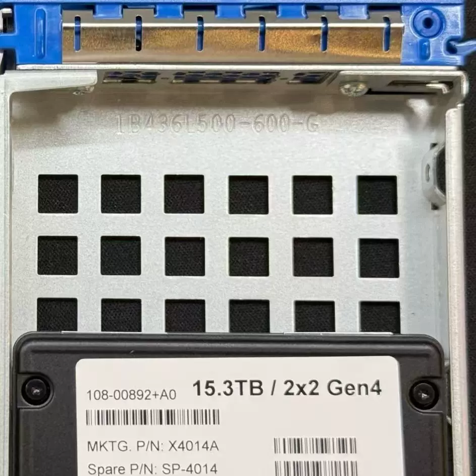 Netapp X4014A SED NVME A250 A800 NS224 SSD 固态硬盘