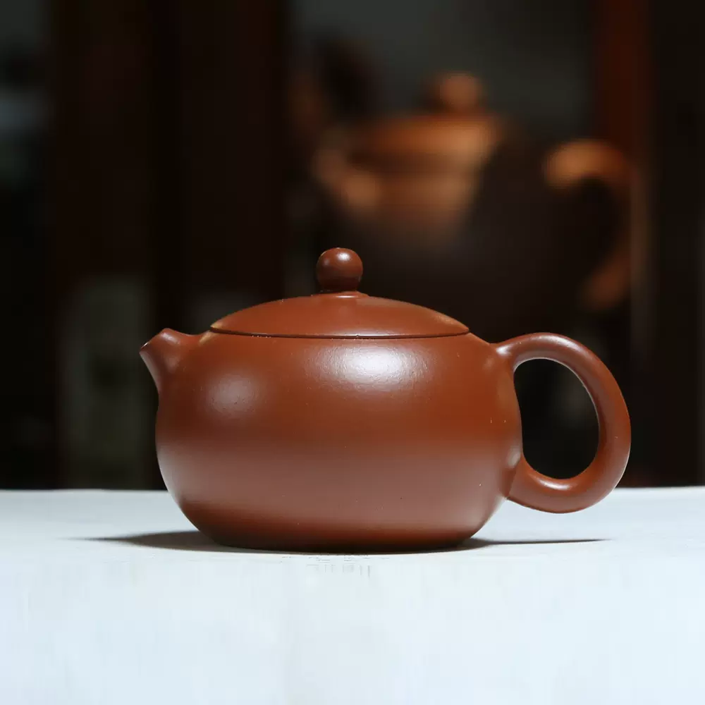 中国古美術・宜興原鉱底槽清泥紫砂壺 龍馬精神・紫砂壺・底款:朱可心紋・朱泥・急須 中国古美術・原鉱底槽清泥養神紋・紫砂壺・底款:顧景舟・朱泥