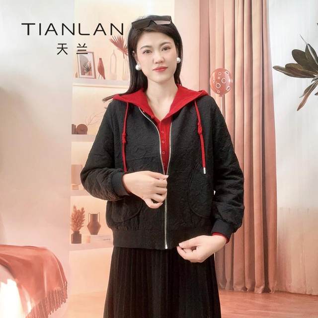Tianlan Women's Wear 2024 Winter New Fashion Versatile Temperament Mom Wear Commuting Women's Casual Jacket