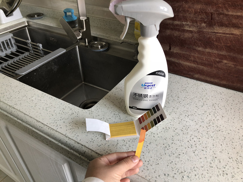 对不锈钢清洗剂而言,必须是环保,对人体无害,才能在日常生活环境中更