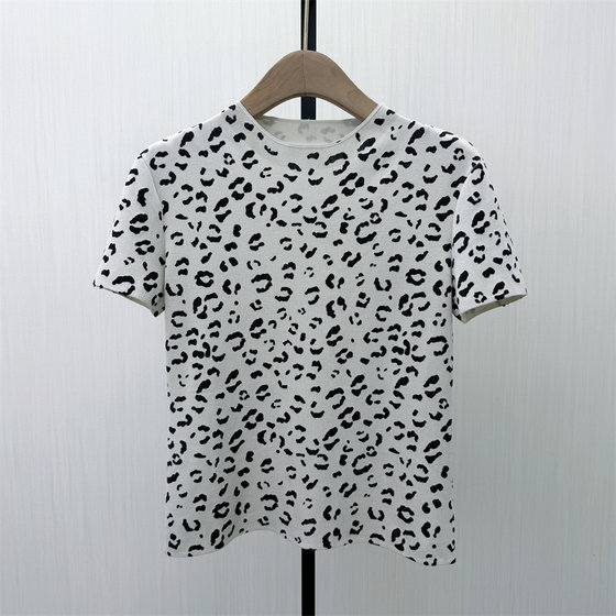 
DI 2026 new summer product, short-sleeved sweater, feminine, slimming, simple bottoming top 3107