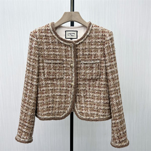 
Liangyue 2025 Winter New Xiaoxiangfeng Woolen Coat Feminine Commuting Short Tweed Coat 7160