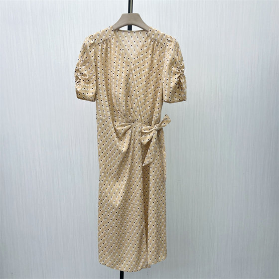 
C2025 summer new product French V-neck dress with women's temperament slim and fresh A-line tea skirt 7076