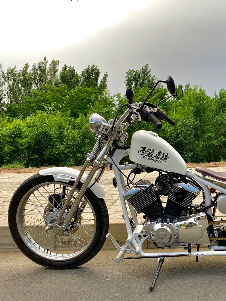 布沃克钜云jy250弹簧叉摩托车