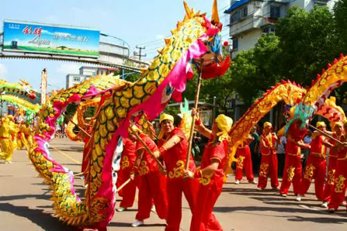 舞龙广场图片