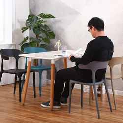 Simple plastic horn chair Nordic chair adult home dining chair casual cafe chair with armrest and backrest stool