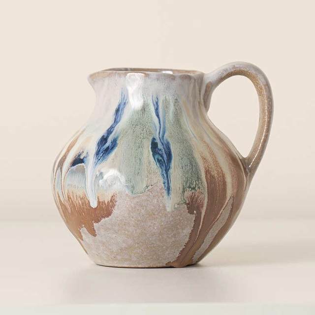 Creative ornaments, ceramic vases, home gardening, pastoral features, flower pot style dining table, dream Nordic retro