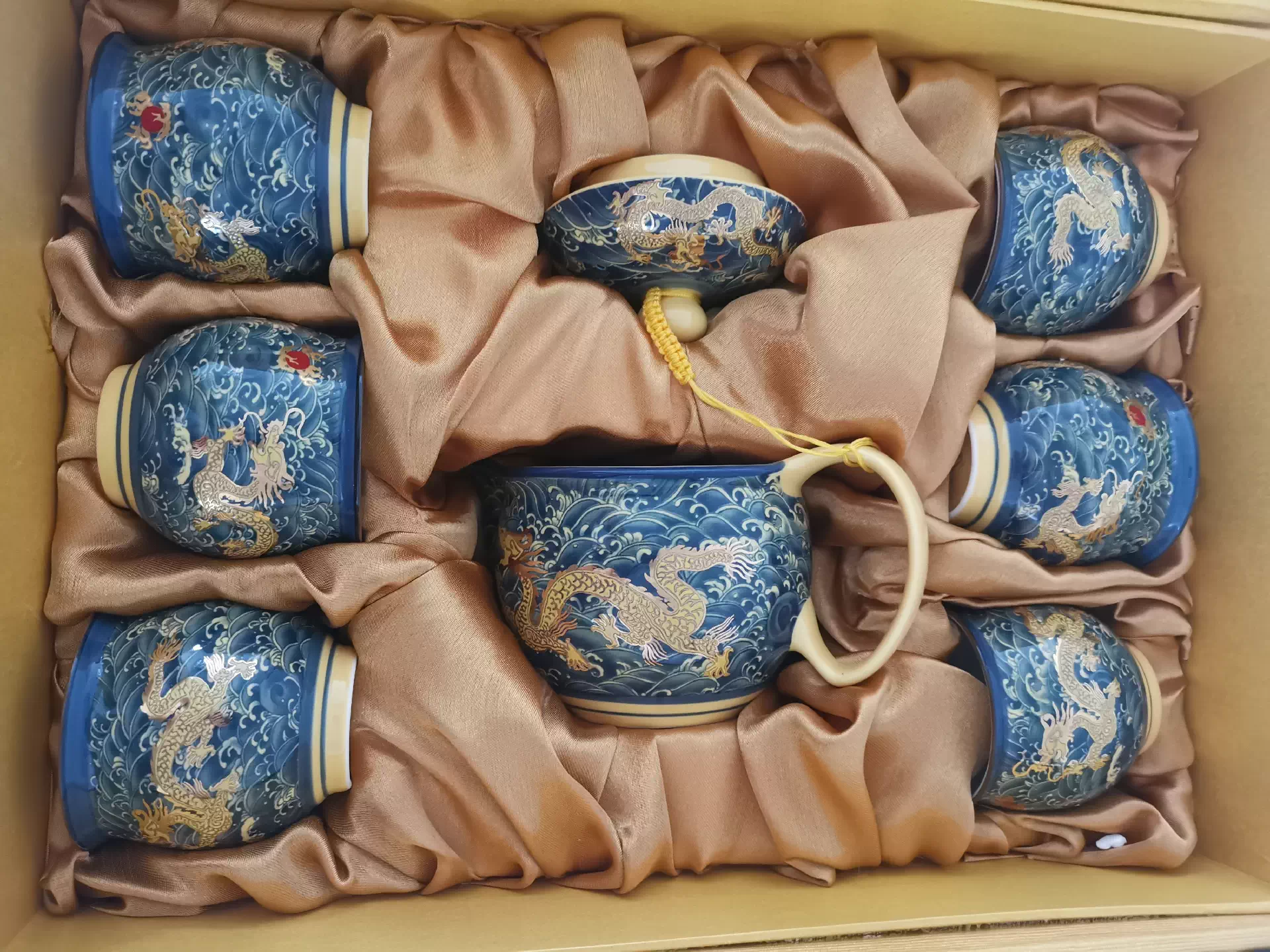 高級 中国 茶器 茶杯 磁器 ティーセット 箱付き 高級 中国 茶器 茶杯 磁器 ティーセット 箱付き 高級 中国 茶器 茶杯