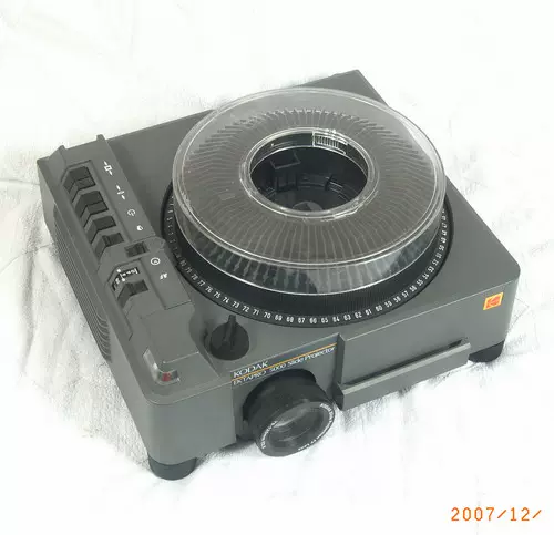 付属品多数】コダックEKTAPRO 5000 Slide Projectopr 付属品多数】コダックEKTAPRO 5000 Slide Projectopr