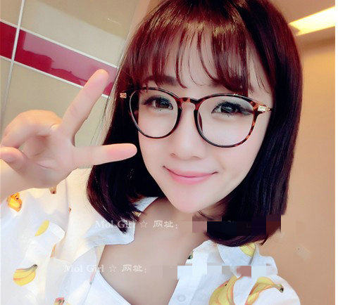 The Korean version can be used as a myopia flat mirror spectacle frame, the leopard print can be used as a myopia spectacle frame, and the same style as Conan, Wang Han and Wang Sulong can be used.