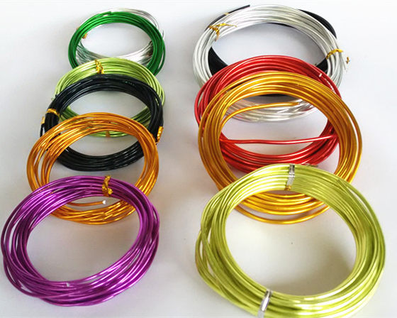 Color aluminum line air pineapple shape is used in DIY aluminum line accessories