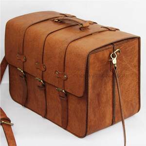 New handmade hard cowhide suitcase ultra -large capacity Shoulder oblique cross -handed bag trunk finishing box
