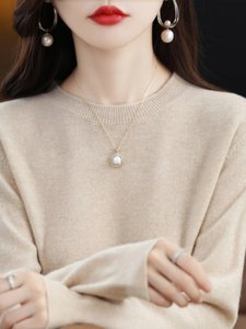 
Classic and versatile 2024 spring round neck thin sweater for women with simple temperament long-sleeved loose knitted bottoming shirt