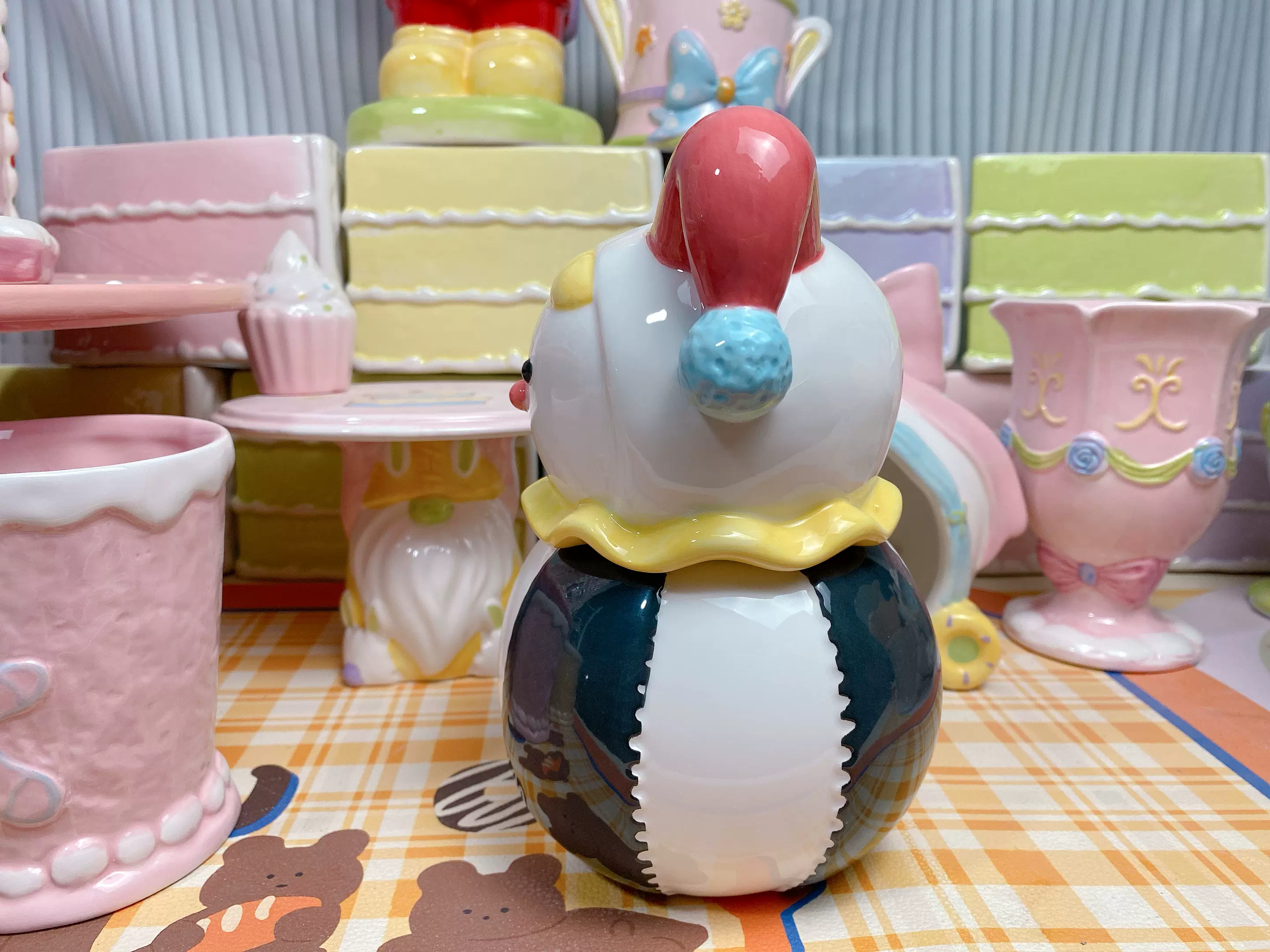 可爱卡通小丑陶瓷摆件桌面摆设家居饼干罐置物罐外贸搞怪一帆陶瓷