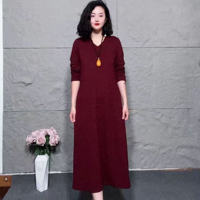 Mom's autumn new fashionable V-neck long-sleeved dress spring and autumn style versatile temperament age-reducing mid-length skirt