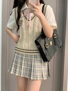 
[Shenxian Club] Original college style sweet V-neck vest sweater Korean style loose versatile sleeveless horse clip