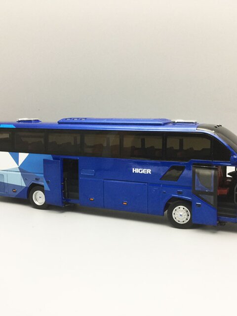 Modèle Réduit 1/42 Golden Dragon Higer Tourist Bus – Couleur Or, Collection