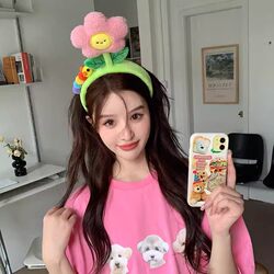 Cute Flower Plush Headband for Washing Face, Quirky Photo Prop, Makeup Outing Hair Accessory, Plush Hair Clip, Cartoon Hair Accessory for Girls