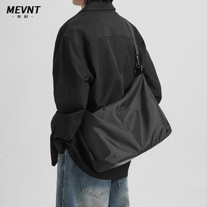 Mixiao crossbody bag men's commuting shoulder bag men's large capacity casual bag lightweight sports computer nylon backpack