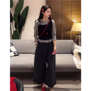 
Korean early autumn outfit suit design sense age-reducing fake two-piece long-sleeved temperament top lacy wide-leg pants two-piece set