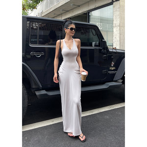 Jingye hot girl V -neck hillless sleeveless dress female summer new high -waisted pleated fold temperament bag hip skirt
