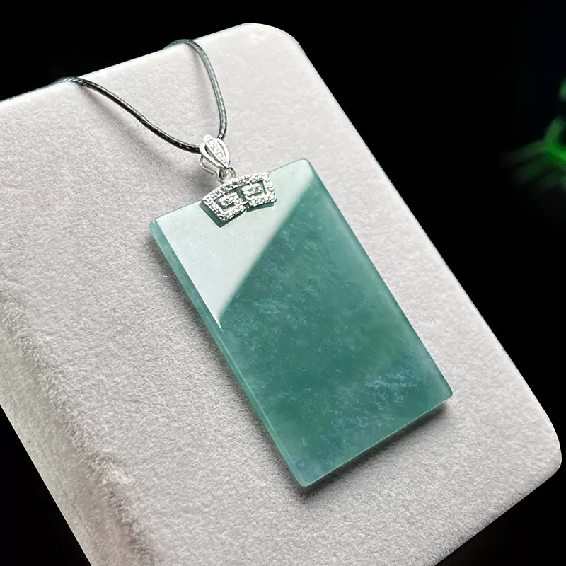 新入荷❣️高級品‼️天然A貨翡翠　氷種氷藍水【大業有成】福葉ピアス　鑑定書付き JN-1548 天然翡翠A玉冰種濃紫荷葉魚吊墜| JA Splendor 永如璀璨