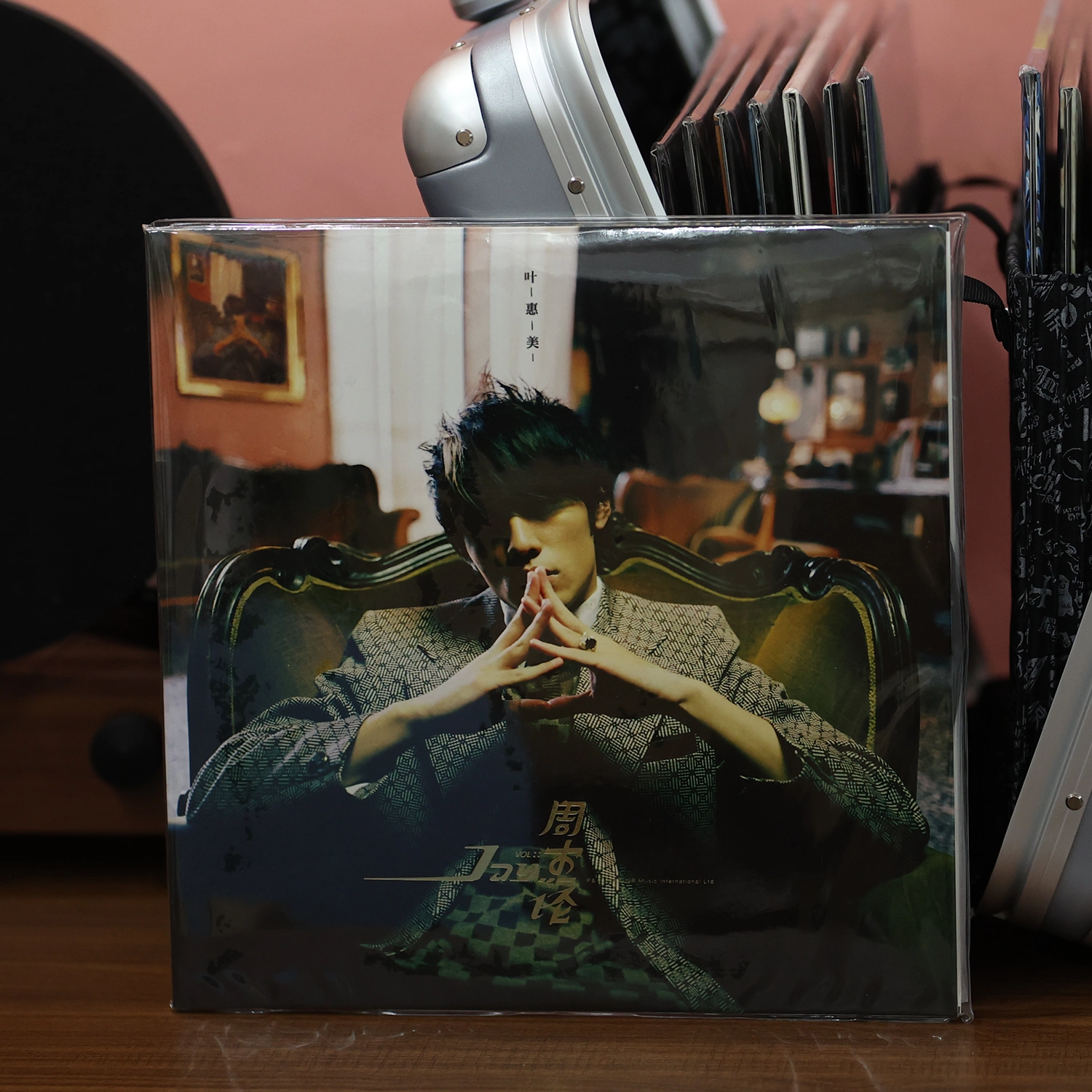 周杰伦 15张专辑20周年纪念黑胶唱片套装30LP O1CN015MlvGF1aWqiDaWK0w_!!