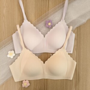 
Urban Beauty's new BBC22C girl's three-stage seamless underwear three-breasted shock-proof invisible push-up bra