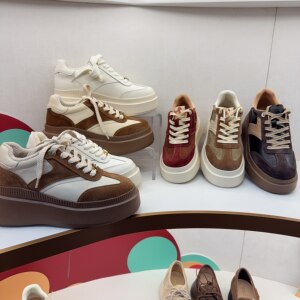 
Kissing Cat 2026 spring new thick-soled white shoes sneakers KA64214-51/K74214A-51