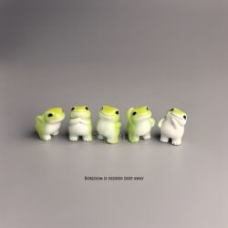 Bored? Set up a Few Cute Little Frogs for a Soothing and Adorable Decoration on Your Computer Desktop, Japanese-Style Work Station, or Office Desk