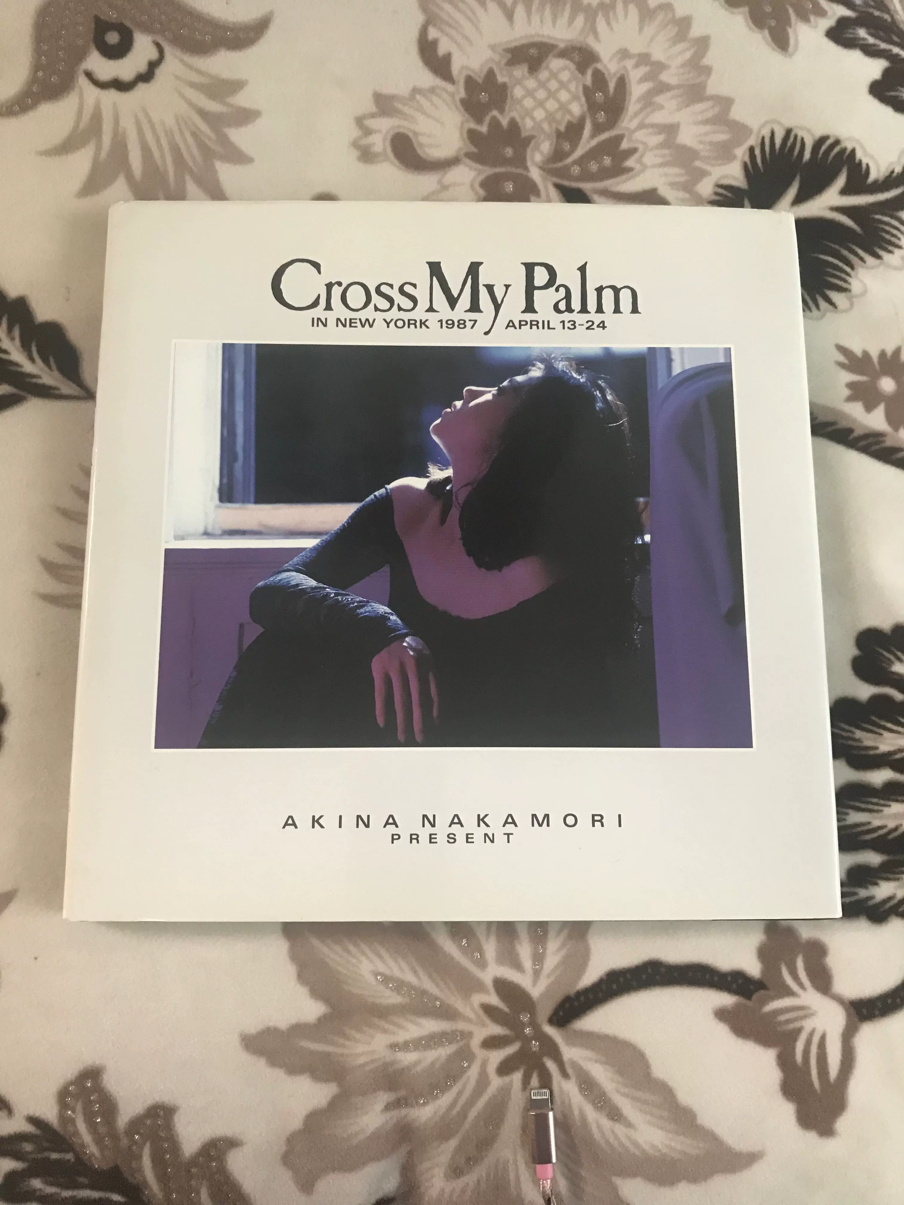 现货中森明菜Cross My Palm 写真集-Taobao