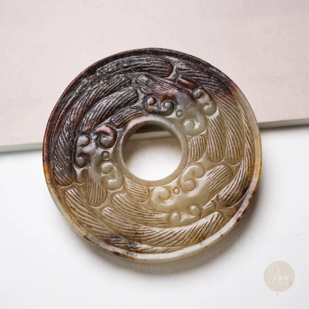 【 中国骨董翡翠 】　双龍饕餮文　地透かし容彫り　佩玉/古玉/和田玉 中国骨董翡翠 】 双龍饕餮文 地透かし容彫り 佩玉/古玉/和田玉