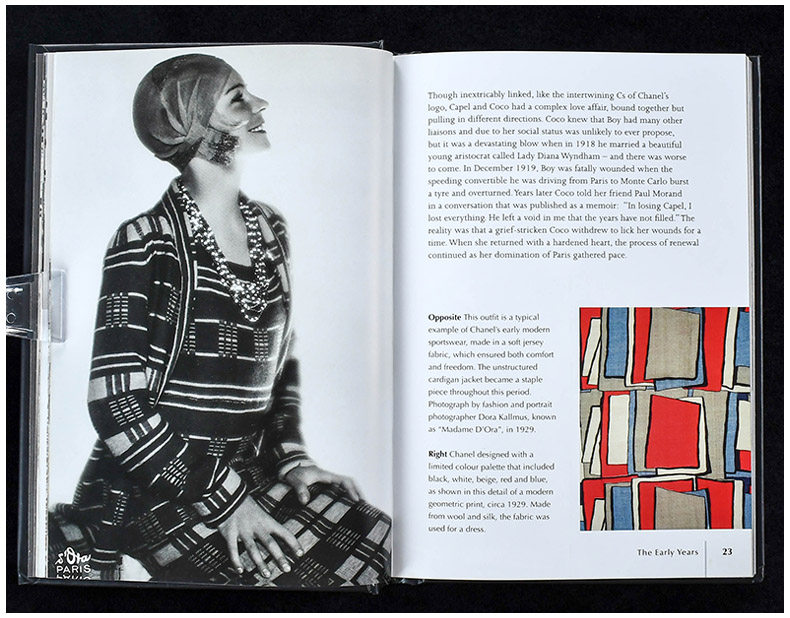 CHANEL 定価￥18000.- 洋書 ファッション本 CHANEL 定価￥18000.- 洋書