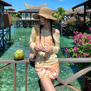 
Dopamine Sweet Girl Short Skirt Bikini Four-piece Set Small Breast Split Long Sleeve Blouse Seaside Resort Style Swimsuit