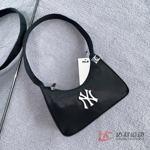 
25 new MLB couple underarm bag men and women NY large-label embroidered stray bag carry bag shoulder bag 3ABQB045N