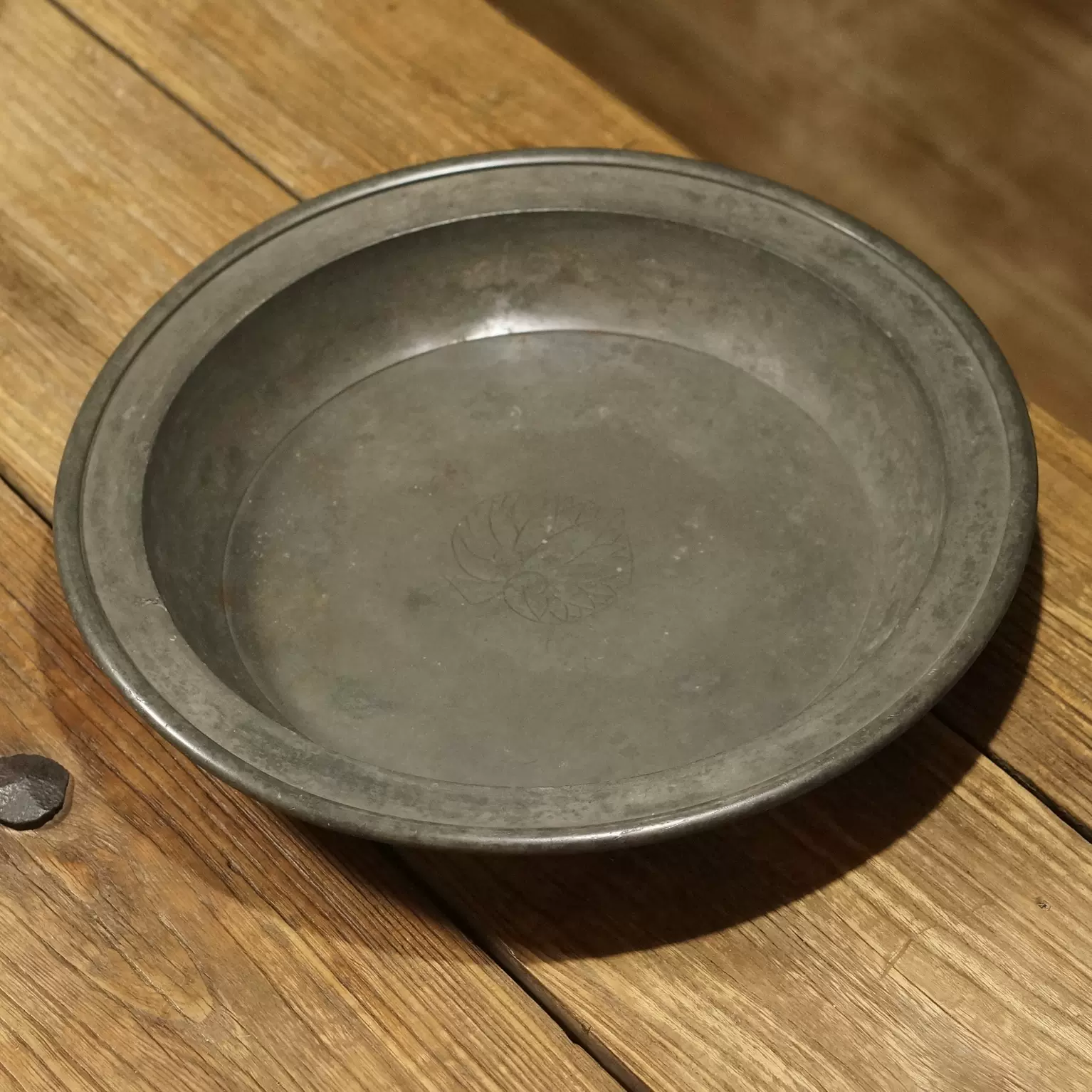 古錫 御錫屋天下一美作守造 茶心壺 古錫 茶葉罐 御錫屋天下一美作守 造 「錫刻人物詩文