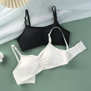 
Student underwear in summer thin style for girls junior high school students high school students 12-15-18 years old with breast tights and small vest hanging shoulder straps