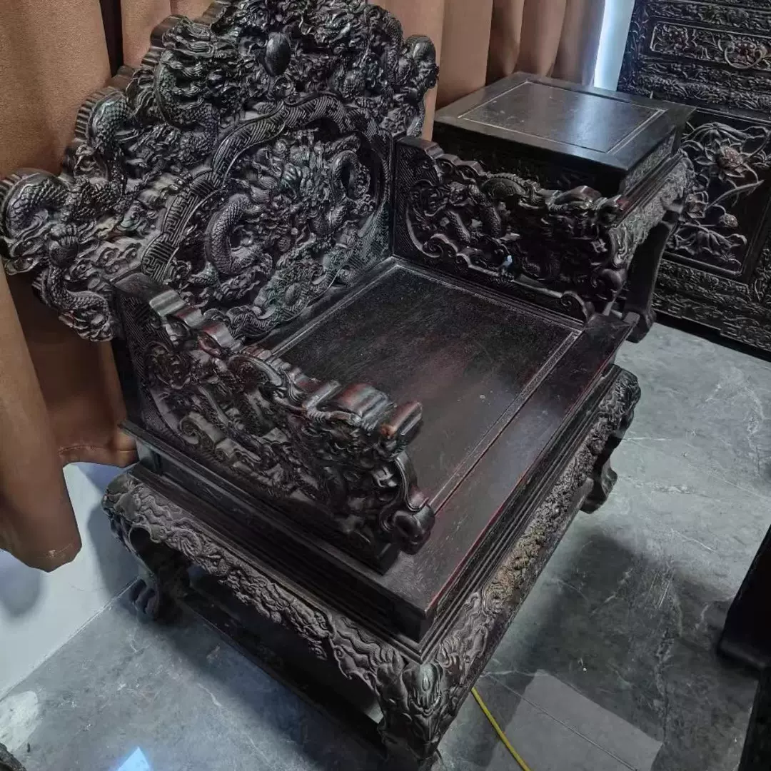 中国美術 紫檀 刻龍紋 四方蓋物(K-A834) 中国美術 紫檀 刻龍紋 四方蓋物(K-A834) 中国美術 紫檀 刻龍紋