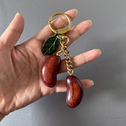First-Layer Cowhide Cashew Nut Pendant, Handmade Auspicious Car Hanging Ornament, Bag Pendant, Keychain, Three-Dimensional Gift