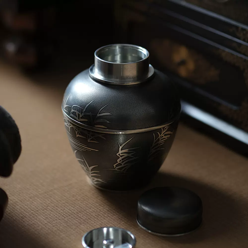 南园古美术日本老锡器本锡制浮雕芦苇纹大茶叶罐双盖密封茶入-Taobao