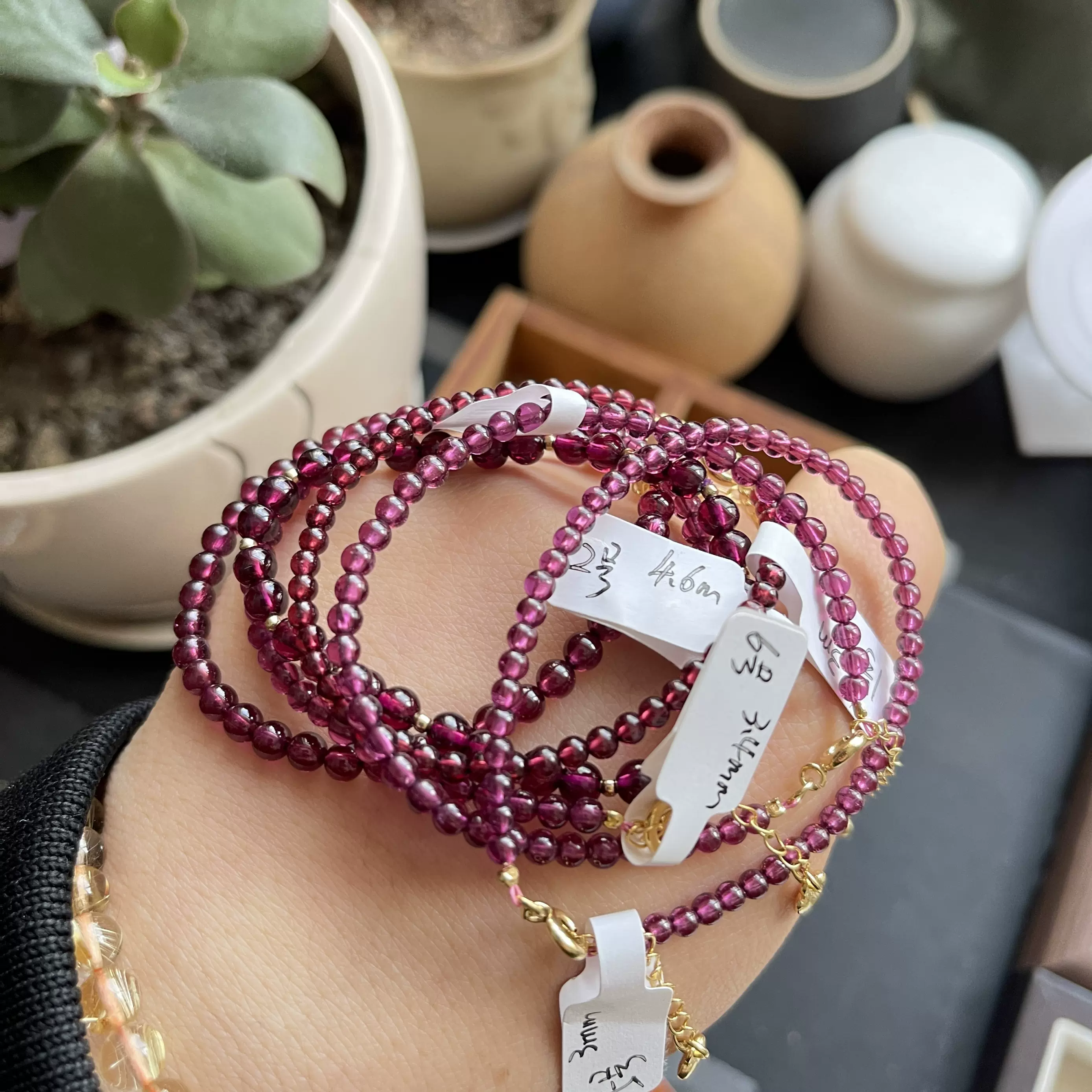 亏本捡漏 天然紫牙乌石榴石手链单圈手串酒红色女款饰品国产包金