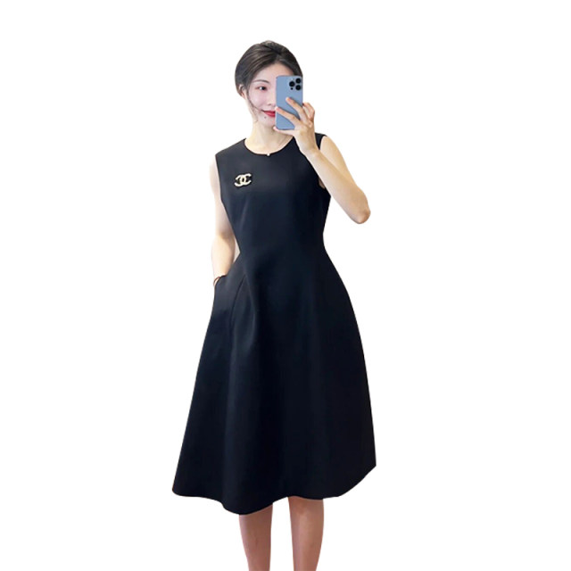 Summer new high-end elegant Hepburn style little black dress ...