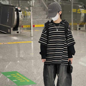 
Boys sweatshirt spring and autumn 2026 new fake two-piece children's long-sleeved T-shirt medium and large children's striped fashionable autumn top